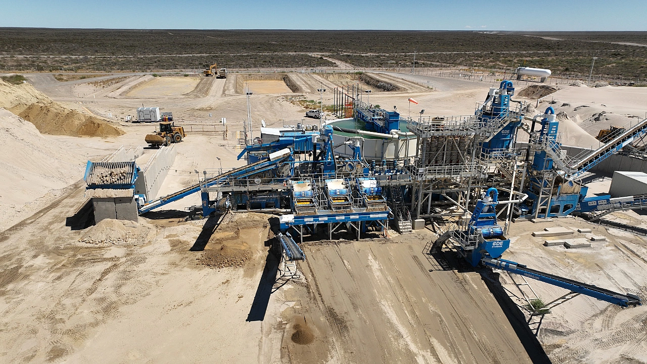 Cornejo busca reabrir el contrato por Potasio Río Colorado ante incumplimientos de Minera Aguilar